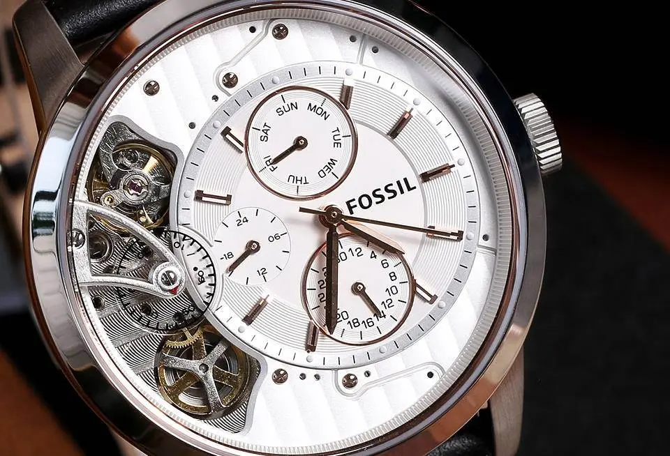 dong-ho-nam-fossil-me1164-02_1024x1024.webp