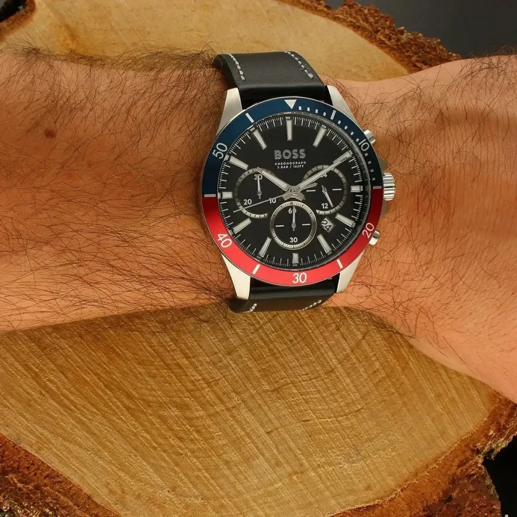 1514099-hugo-boss-watch-men-black-dial-leather-strap-quartz-battery-analog-chronograph-troper_4-1024x1024.webp
